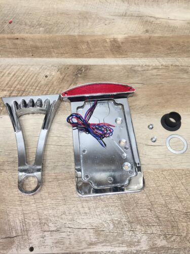AS-IS Chrome License Plate Bracket w/ LED For V-Star 950 1100 1300 Classic (6922754588855)